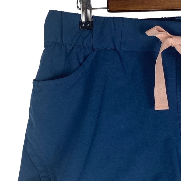 Pearl Izumi Athletic Scape Shorts Women's Medium & Large Dark Denim Color NEW - Picture 5 of 13